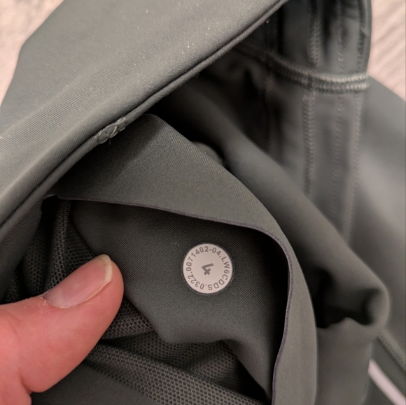 Lululemon Base Pace High-Rise Reflective Tight 25" Smoked Spruce Green Leggings - Picture 8 of 9